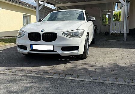 BMW 116d 116 / Xenon / Navi / AUX / 18 Zoll