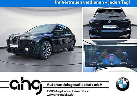 BMW iX h xDrive50 Sportpaket Integal-Aktivlenk.