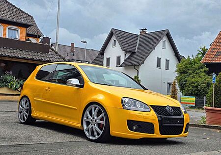 VW Golf Volkswagen V Lim. Speed. !! Yellow Speed !!