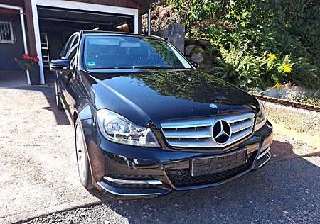 Mercedes-Benz C 180 C-Klasse CGI BlueEFFICIENCY Avantgarde