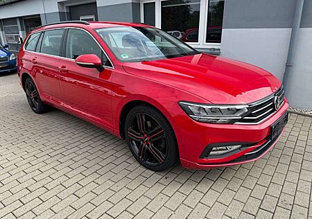 VW Passat Variant Volkswagen 1,6 TDI DSG Navi LED ACC Shzg Alu