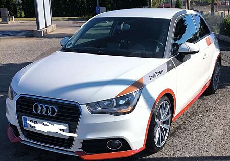 Audi A1 1.4 TFSI 119g S tronic line Sportpaket