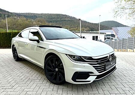 VW Arteon Volkswagen R-Line 2.0 TFSI 4Motion Virtual-Pano-HUD