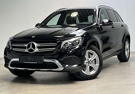 Mercedes-Benz GLC 220 LED-Scheinwerfer Kamera AHK
