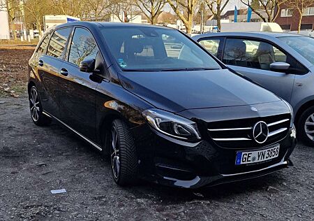 Mercedes-Benz B 220 4Matic 7G-DCT Urban