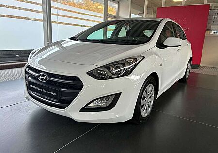 Hyundai i30 1.4 Classic blue