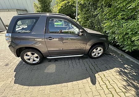 Suzuki Grand Vitara 3-Türer 2.4 Comfort