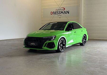 Audi RS3 Limo q. PANO KERAMIK HPERFORMANCE NO OPF!
