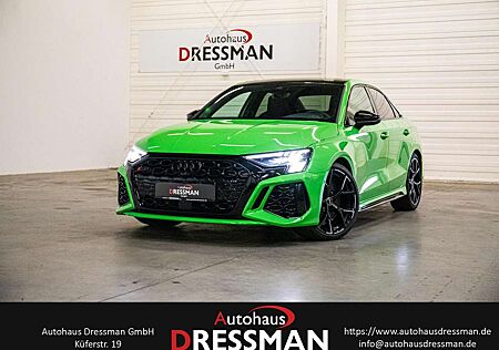 Audi RS3 Limo q. PANO KERAMIK HPERFORMANCE NO OPF!