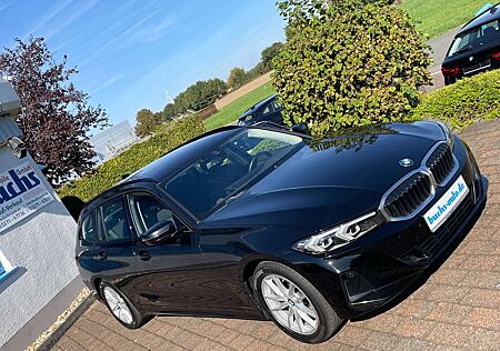 BMW 318 d Touring LCI Curved Display AHK DAB