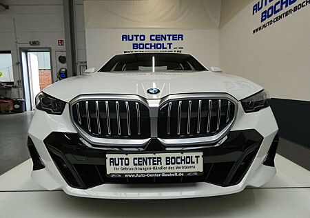 BMW 520 d xDrive M Sportpaket*HUD*Leder*LM 21Zoll