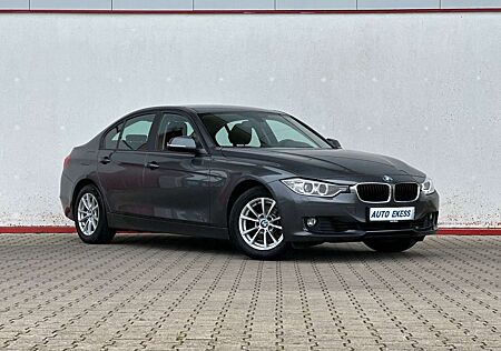 BMW 320 i Lim. PDC*A/C*XENON*1.Hd.*