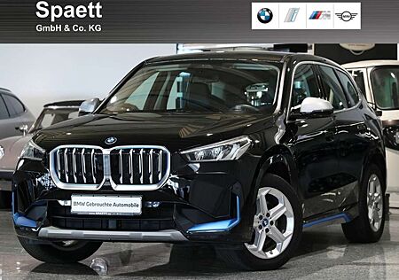 BMW iX1 xDrive30 xLine 18Zoll LED Navi DrivAssPlus