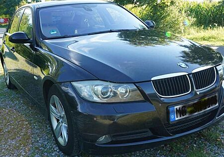 BMW 320d 320 DPF Aut. Edition Fleet