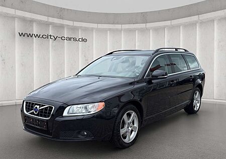 Volvo V70 Kombi Momentum*Leder*2.Hand*Scheckheft*