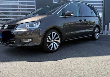 VW Sharan Volkswagen 2.0 TDI DSG 4MOTION (BlueMotion Technology) Highli