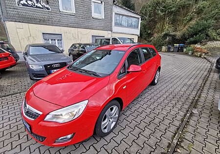 Opel Astra Edition/1.Hand mit wenig KM/Scheckhgepfl. bei