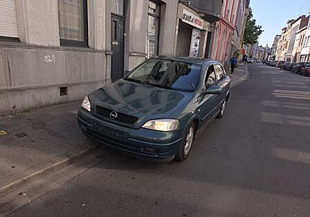 Opel Astra 1.4 Elegance