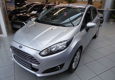 Ford Fiesta Sync Edition erst 80.000 KM!! Klima