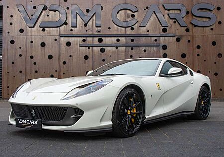 Ferrari 812 Superfast *CARBON SEATS*NEW SERVICE*