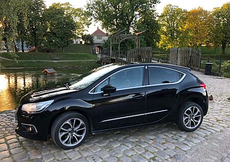 Citroën DS4 Citroen HDi 165 SoChic