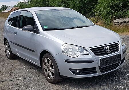 VW Polo Volkswagen IV 3-Türer 1.4 Tour Edition