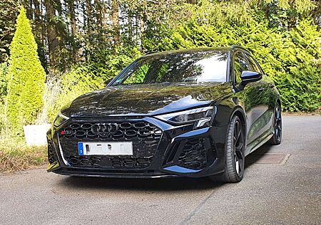 Audi RS3 TFSI Limousine 1 Jahr Garantie