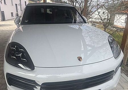 Porsche Cayenne E-Hybrid