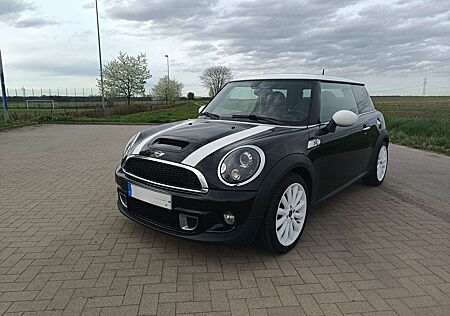 Mini Cooper S PANORAMADACH, NAVI, LEDER, XENON, etc.