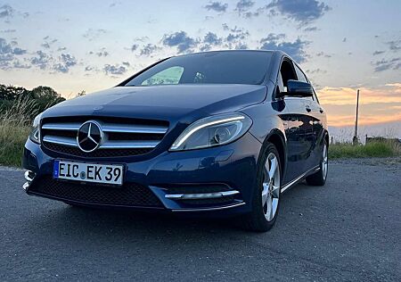 Mercedes-Benz B 200 (246.243)
