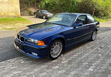BMW M3 Coupe in Avus Blau, 286PS, 3.0L (05/95)