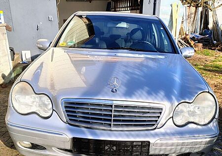 Mercedes-Benz C 180 Elegance