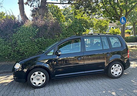 VW Touran Volkswagen 2.0 TDI
