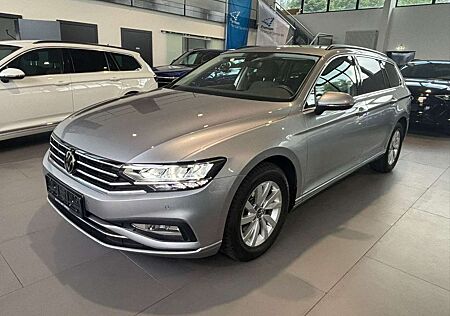 VW Passat Variant Volkswagen Passat Business 2.0 TDI DSG ACC/AHK/LED