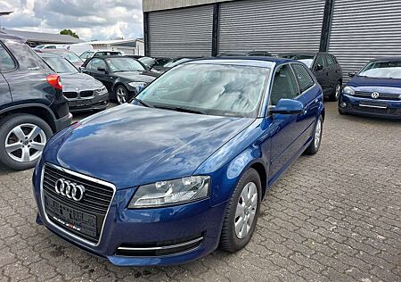 Audi A3 1.6 TDI e Attraction