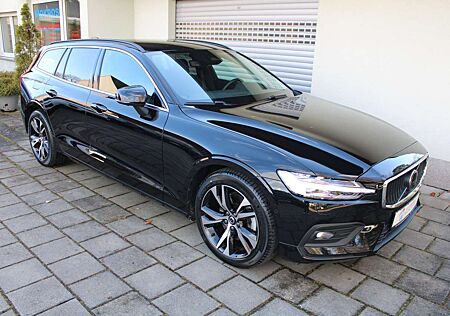 Volvo V60 B4 B DKG Core LED Navigation Tempomat PDC Klimaaut