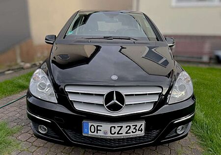 Mercedes-Benz B 180 BlueEFFICIENCY