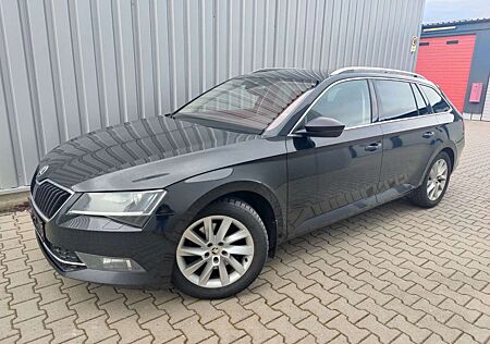 Skoda Superb Alcanta Rkam 3Zklima AHK Standh. Dämmglas