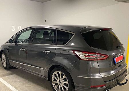 Ford S-Max Vignale,AHK,Leder,TÜV 7/2027,59.800 km,7 Sitze