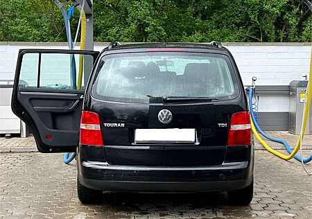 VW Touran Volkswagen Goal