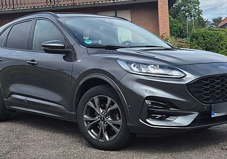 Ford Kuga 1.5 EcoBoost ST-LINE