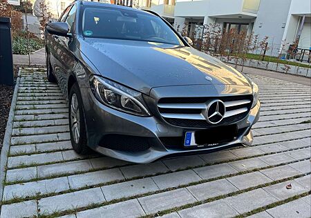 Mercedes-Benz C 220 C 220dT*Garantie*LED*Kamera*el. Heck