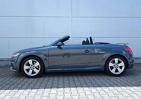 Audi TT Roadster (Virtual Cockpit/Navi)