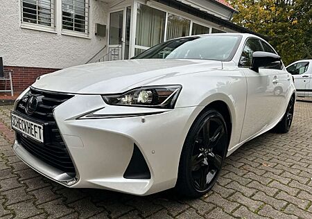 Lexus IS 300 h Amazing Edition