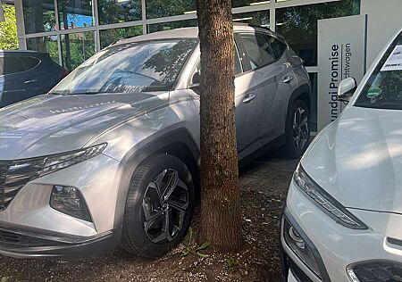 Hyundai Tucson Basis Plug-In Hybrid 4WD