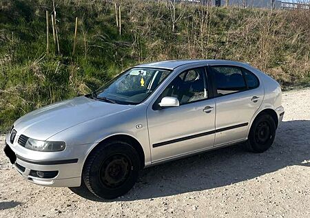 Seat Leon 1.6 16V Stella