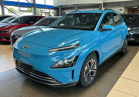 Hyundai Kona Select 2WD*ACC*R-Cam*CarPlay*PDC*LED*SHZ*