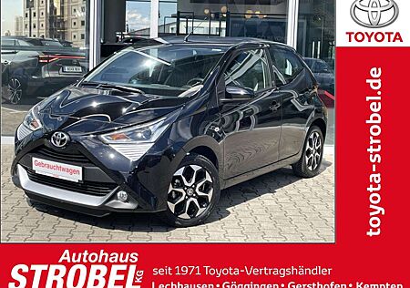 Toyota Aygo (X) x-play Team Deutschland