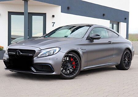 Mercedes-Benz C 63 AMG C-Klasse S