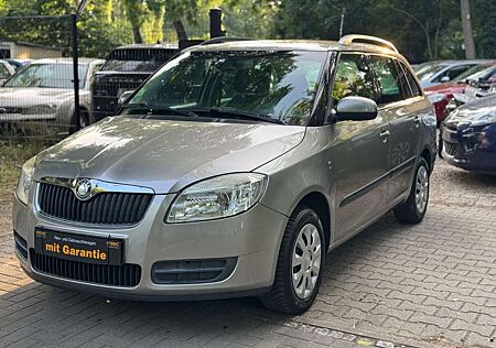 Skoda Fabia Automatik CarPlay Navi Tüv/Service NEU